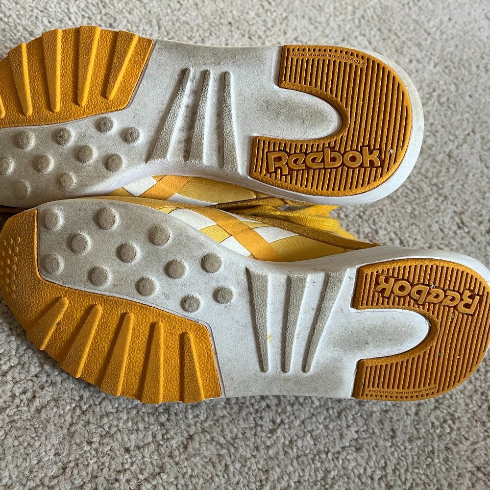 *Reebok* Yellow Classic Nylon Sneakers | Fierce Gold & White | 6.5 | Gently Used - Picture 10 of 12
